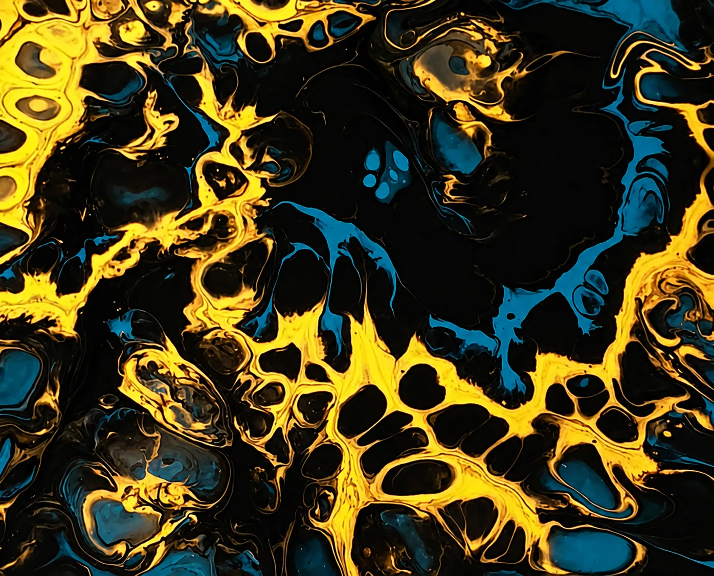 Original fluid artwork by Paula Wild